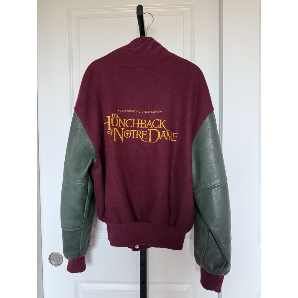 VTG Disney Hunchback Of Notre Dame Animation Crew Jacket SZ M Letterman Rare - Picture 1 of 10
